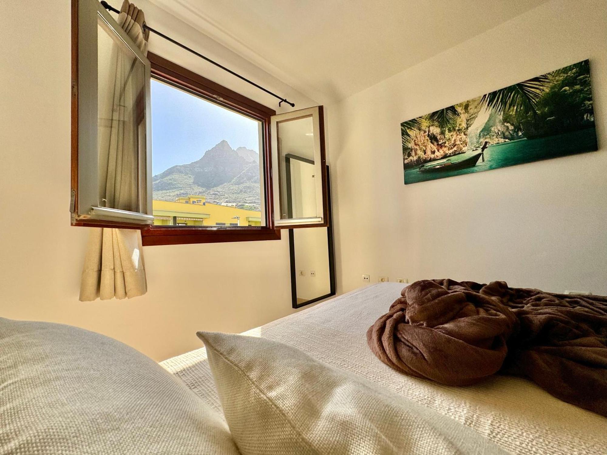 Апартаменты Mountain, Pool & Sea Пунта-дель-Идальго Экстерьер фото